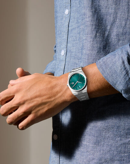 Movado BOLD Quest